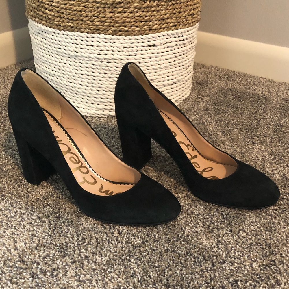 Sam Edelman Stillson black suede pumps